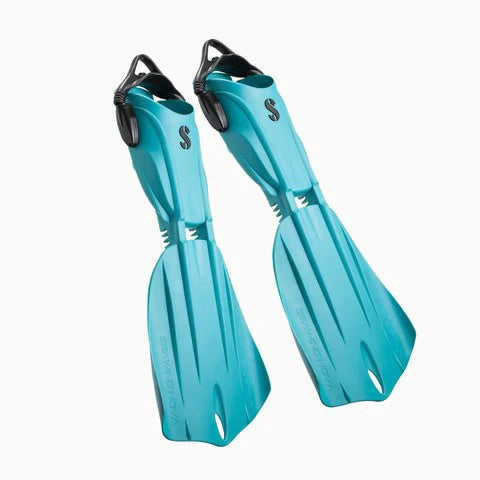 Scuba-Diving-FINS.jpg__PID:08253781-3791-4e28-8b29-21d5c7b93bb6